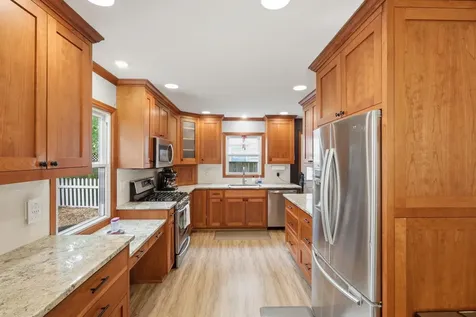 1102 Delaware Avenue West Saint Paul MN 55118