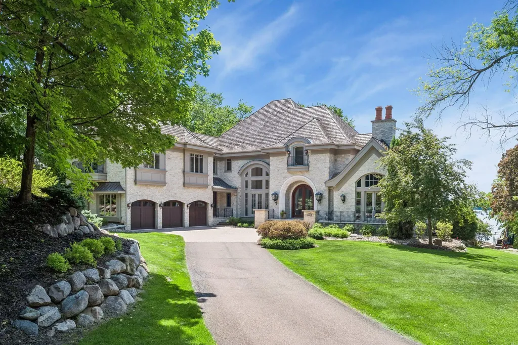 1530 Orchard Beach Place Mound MN 55364