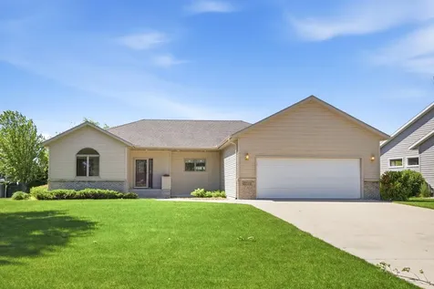 1404 Heritage Avenue NW Hutchinson MN 55350