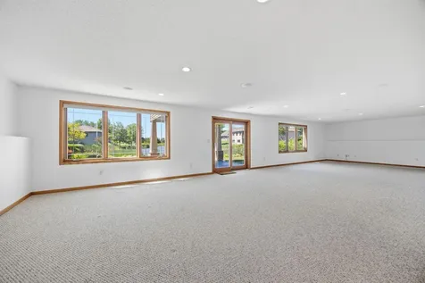 1404 Heritage Avenue NW Hutchinson MN 55350