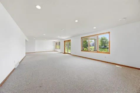 1404 Heritage Avenue NW Hutchinson MN 55350
