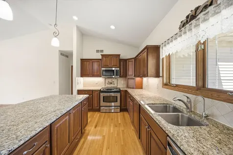 1404 Heritage Avenue NW Hutchinson MN 55350