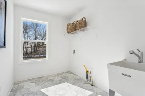 2505 Rock Elm Road Shakopee MN 55379