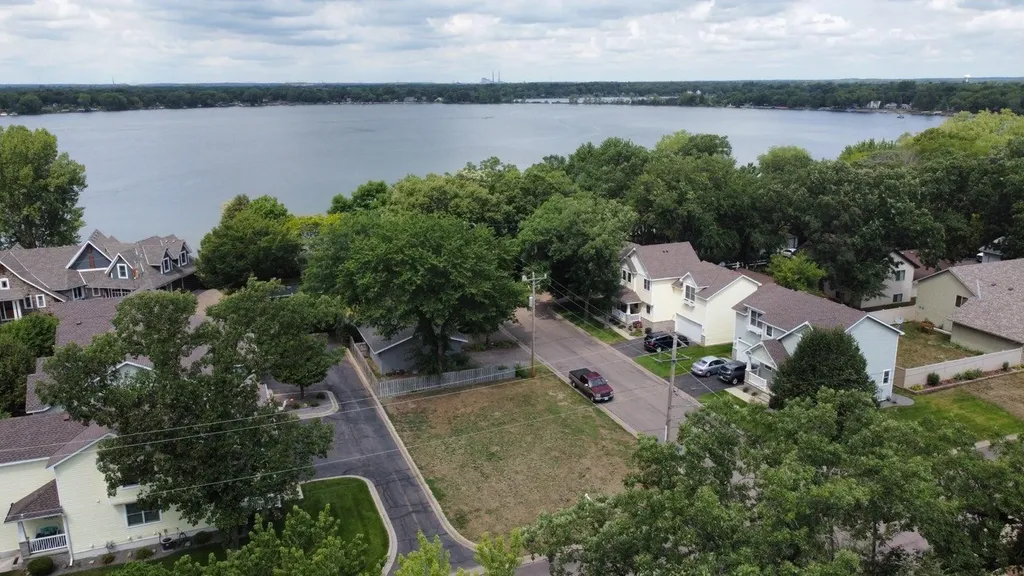 206 Montana Avenue Big Lake MN 55309