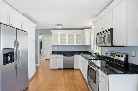 5544 Saint Johns Avenue Edina MN 55424