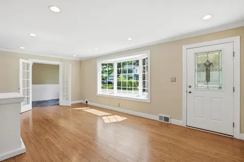 5544 Saint Johns Avenue Edina MN 55424