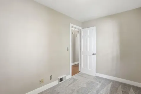 5544 Saint Johns Avenue Edina MN 55424