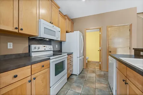2320 Lower Afton Road E Maplewood MN 55119