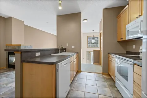2320 Lower Afton Road E Maplewood MN 55119