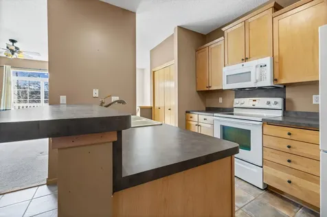 2320 Lower Afton Road E Maplewood MN 55119