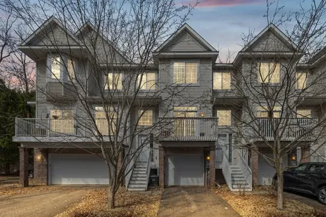 2320 Lower Afton Road E Maplewood MN 55119