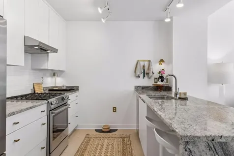 901 S 2nd Street Minneapolis MN 55415