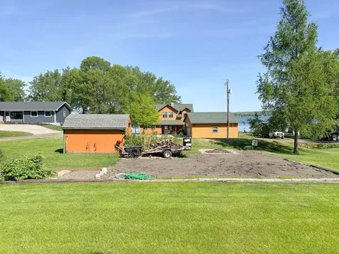 21447 Sunny Drive Fergus Falls MN 56537