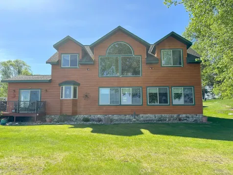 21447 Sunny Drive Fergus Falls MN 56537