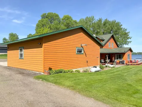 21447 Sunny Drive Fergus Falls MN 56537