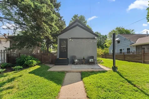 610 7th Avenue S Hopkins MN 55343