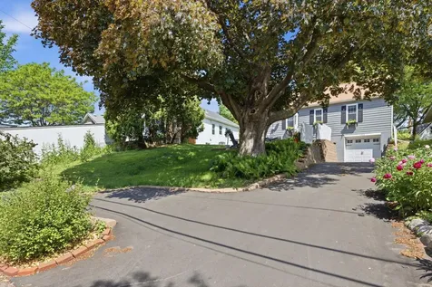 1512 Eleanor Avenue Saint Paul MN 55116