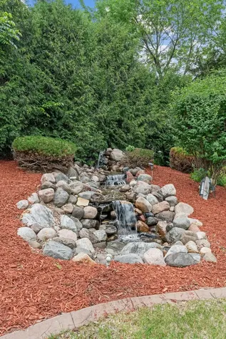 5785 232nd Street W Faribault MN 55021