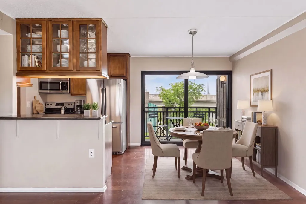 1920 S 1st Street Minneapolis MN 55454