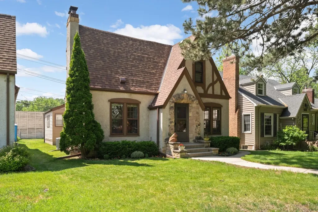 4216 Utica Avenue S Saint Louis Park MN 55416