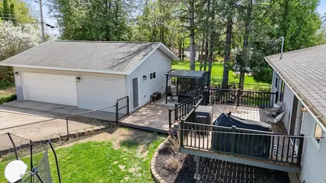 404 Hartley Street Coleraine MN 55722