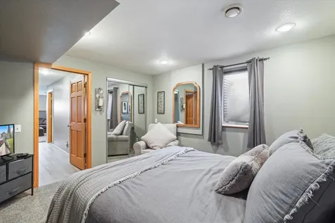 404 Hartley Street Coleraine MN 55722