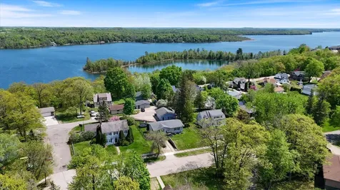 404 Hartley Street Coleraine MN 55722