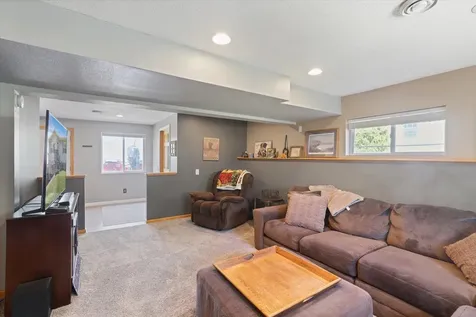 404 Hartley Street Coleraine MN 55722