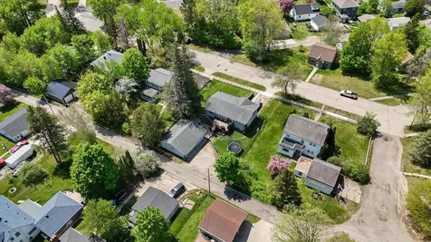 404 Hartley Street Coleraine MN 55722