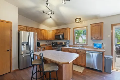 404 Hartley Street Coleraine MN 55722