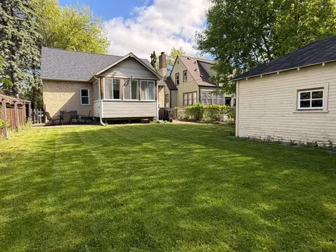 722 Arlington Avenue E Saint Paul MN 55106