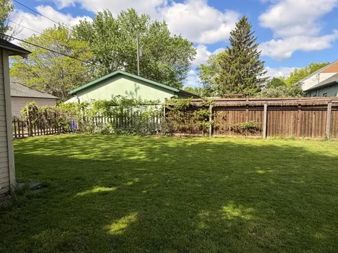 722 Arlington Avenue E Saint Paul MN 55106