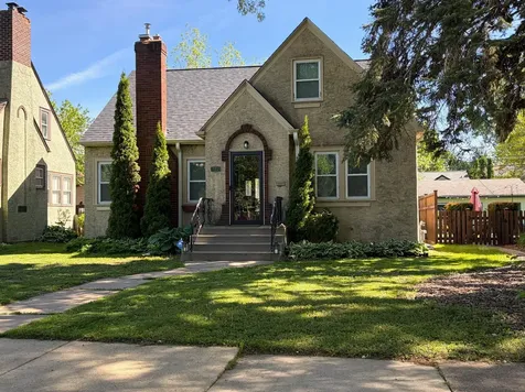 722 Arlington Avenue E Saint Paul MN 55106