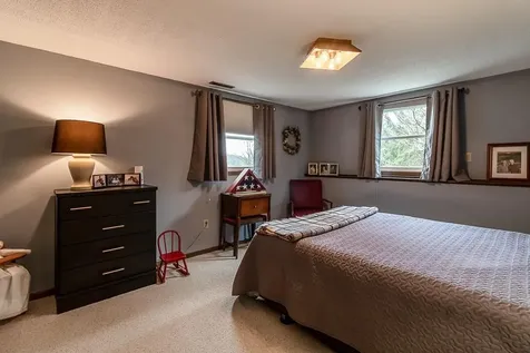 35425 Shakpays Cove Road Kasota MN 56050