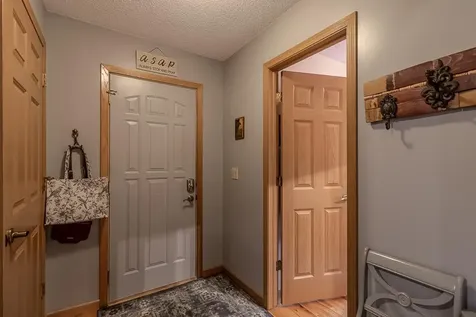 35425 Shakpays Cove Road Kasota MN 56050