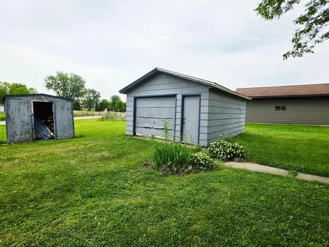 109 Willow Point Drive Elysian MN 56028