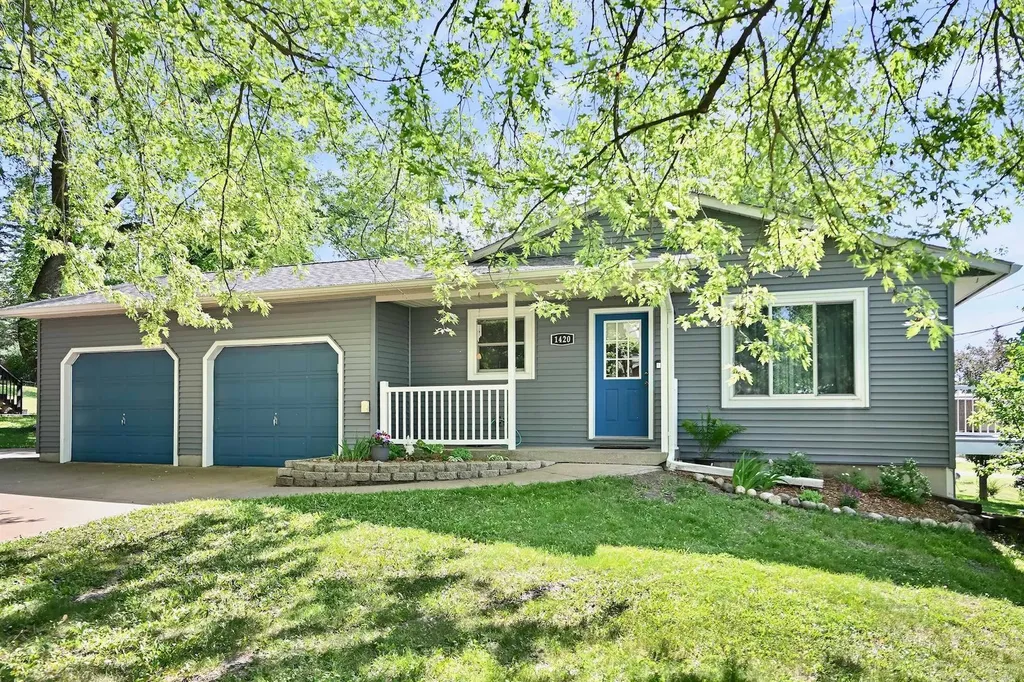 1420 Conrad Drive Winona MN 55987