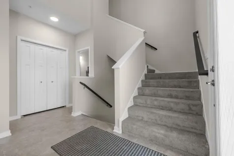 2673 New Century Place E Maplewood MN 55119