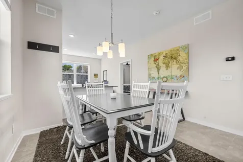 2673 New Century Place E Maplewood MN 55119