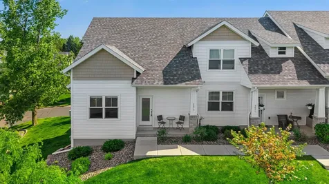 2673 New Century Place E Maplewood MN 55119