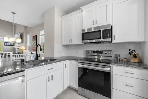 2673 New Century Place E Maplewood MN 55119