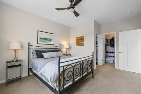 2673 New Century Place E Maplewood MN 55119