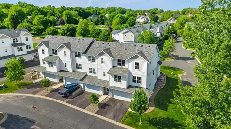 2673 New Century Place E Maplewood MN 55119