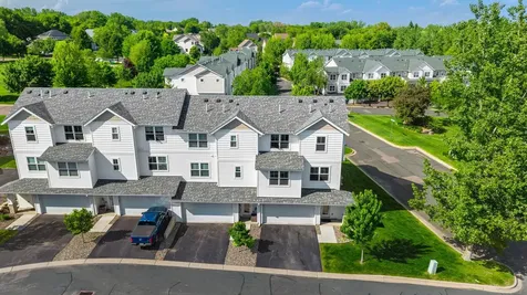 2673 New Century Place E Maplewood MN 55119
