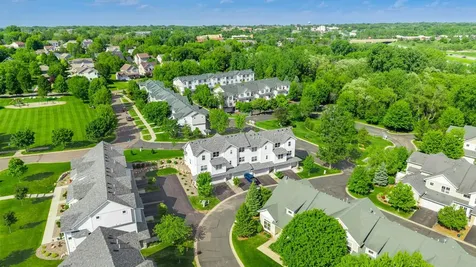 2673 New Century Place E Maplewood MN 55119