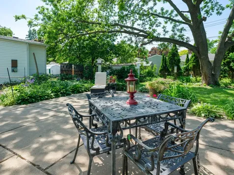 2131 9th Avenue NE Rochester MN 55906