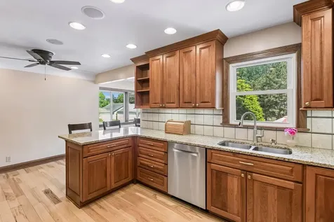 2744 Zenith Avenue N Robbinsdale MN 55422