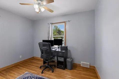 2744 Zenith Avenue N Robbinsdale MN 55422