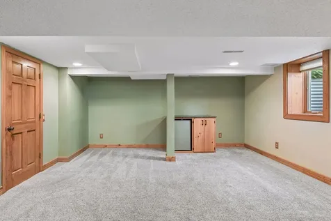 2744 Zenith Avenue N Robbinsdale MN 55422