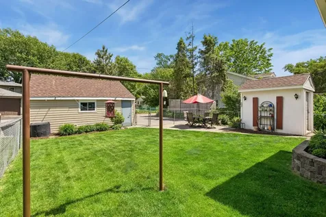 2744 Zenith Avenue N Robbinsdale MN 55422